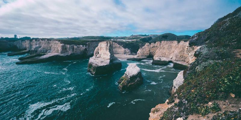 双峰木业新中式庭院家具：现代工艺如何重塑传统榫卯与园林美学