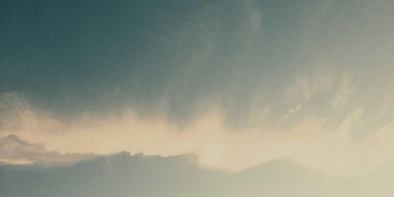 双峰木业未来主义设计：用实木家具打造科学睡眠与静谧休憩空间